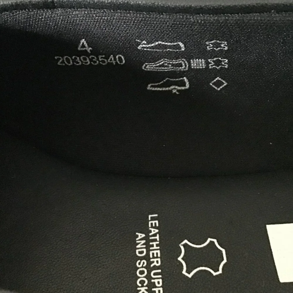 Genuine leather black ballet flats by M&S (Marks & Spencer) UK/Size 37/6 AU - Picture 5 of 6